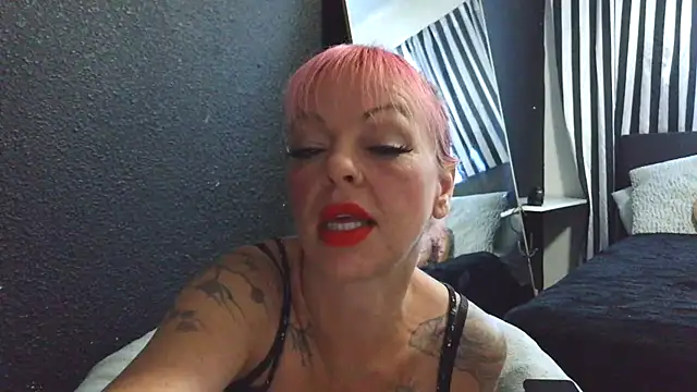 rileyraerhoads online show from 30, 9, 2025