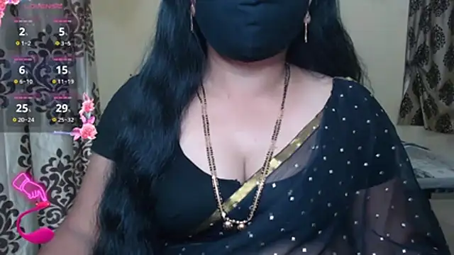 Snapshot of Queen_sakshi chatting on 22, 11, 2025 Queen sakshi online show from 22, 11, 2025