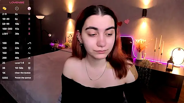 hannacheekss  online show from 18, 3, 2026