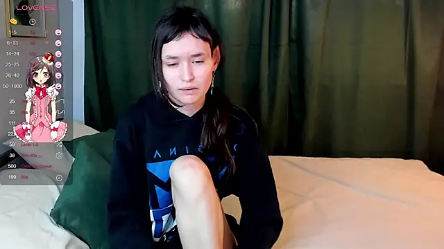 Emily Strikeee online show from 19, 10, 2025