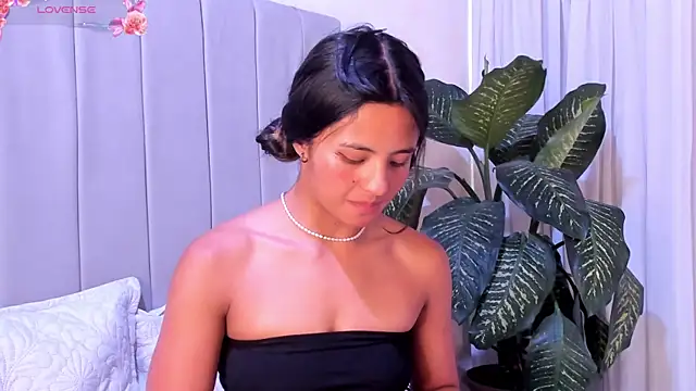 Mindy sweety online show from 3, 3, 2025