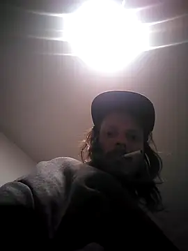 Snapshot of Vlastislav23 chatting on 21, 11, 2025 Vlastislav23 online show from 21, 11, 2025