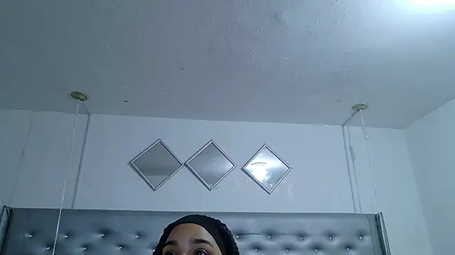 EileenBenzon online show from 16, 4, 2026