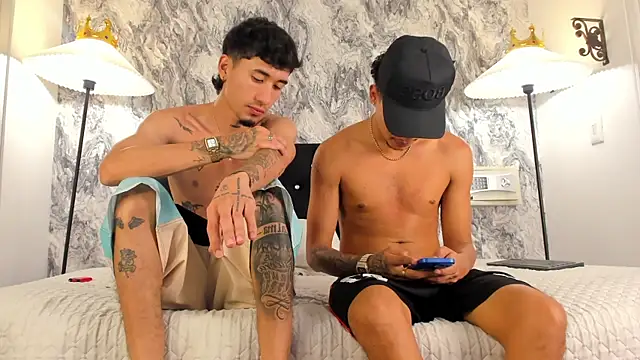 Snapshot of Ian_and_Noah chatting on 6, 1, 2026 Ian and Noah online show from 6, 1, 2026