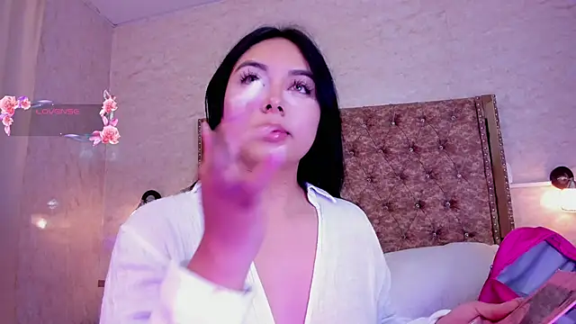 Snapshot of gaby_desire777 chatting on 27, 12, 2024 gaby desire777 online show from 27, 12, 2024