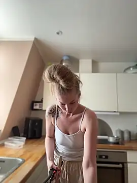 Hr Frk Olsen online show from 18, 4, 2026