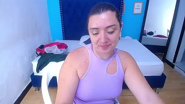 kinky redhead18 online show from 2, 2, 2026