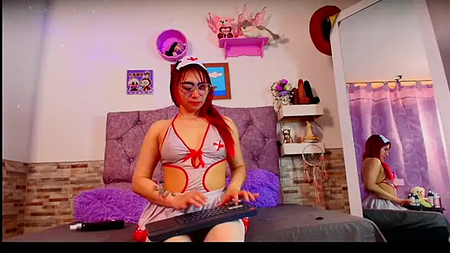 Melannytaylor online show from 17, 11, 2025