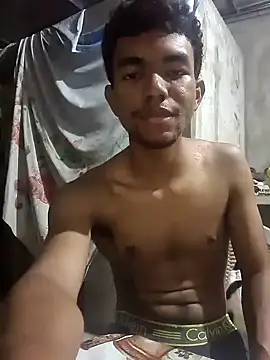 Reynold2608 online show from 28, 12, 2024