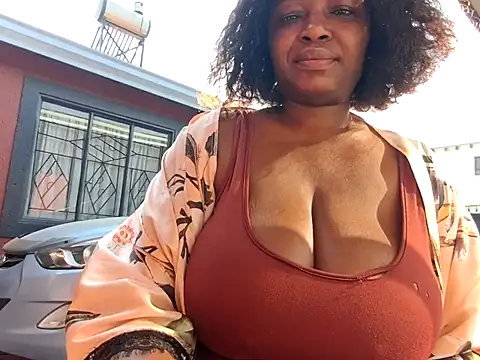 Snapshot of EbonyRose9 chatting on 22, 7, 2026 EbonyRose9 online show from 22, 7, 2026