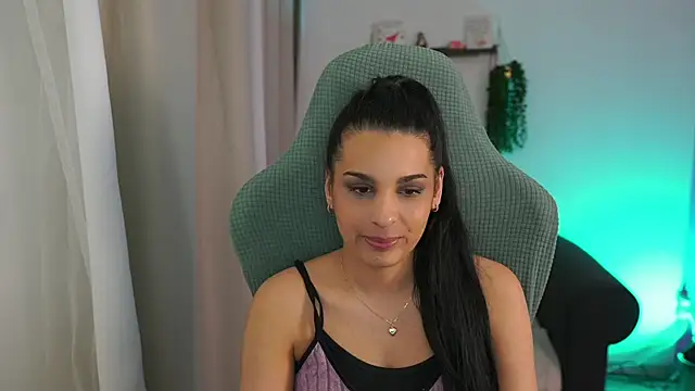 Snapshot of mila__denver chatting on 21, 3, 2025 mila denver online show from 21, 3, 2025