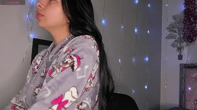 keyla meow online show from 21, 3, 2025