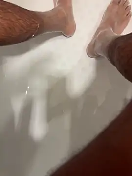 Snapshot of SensualG300 chatting on 31, 10, 2025 SensualG300 online show from 31, 10, 2025