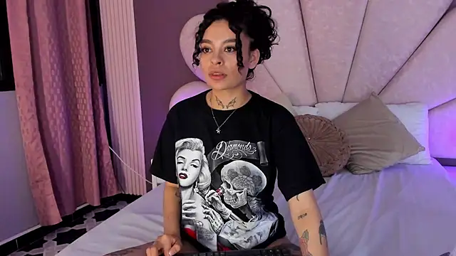 KatherineGomez online show from 17, 1, 2026