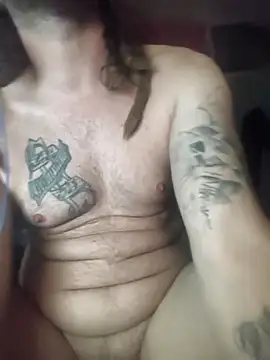 Snapshot of Ozomitro chatting on 5, 11, 2025 Ozomitro online show from 5, 11, 2025