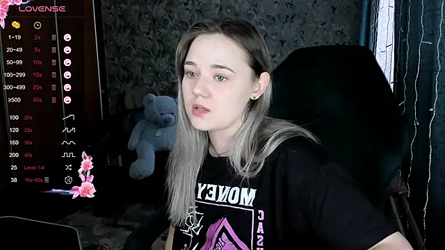 Your small bunny online show from 4, 12, 2024