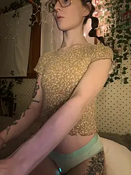Snapshot of dreamteemergirl chatting on 7, 2, 2026 dreamteemergirl online show from 7, 2, 2026