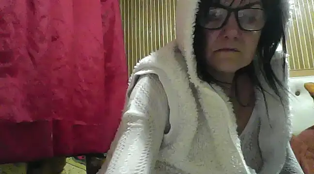 AlanaLaDream online show from 8, 2, 2025