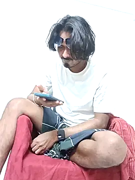 Snapshot of Samser0403 chatting on 19, 11, 2025 Samser0403 online show from 19, 11, 2025