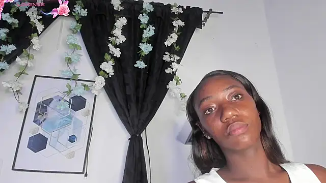 Khenta Michells online show from 13, 5, 2026
