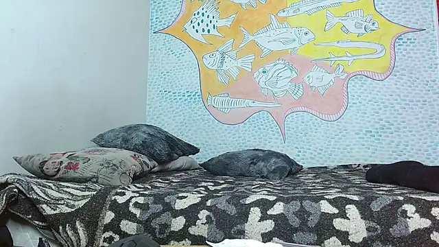 Snapshot of Party_trans chatting on 5, 3, 2025 Party trans online show from 5, 3, 2025