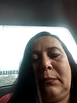 sara pineros online show from 22, 2, 2025