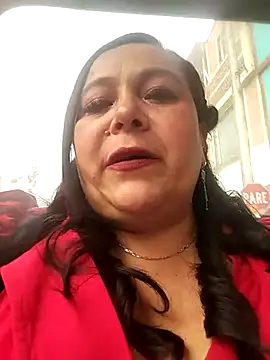 sara pineros online show from 27, 2, 2025