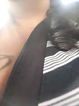 sara pineros online show from 28, 2, 2025