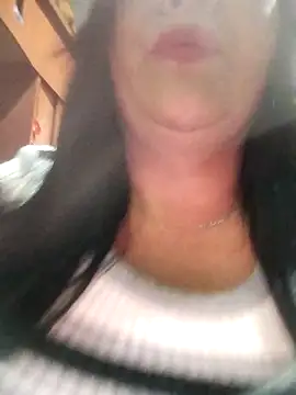 sara pineros online show from 11, 10, 2025