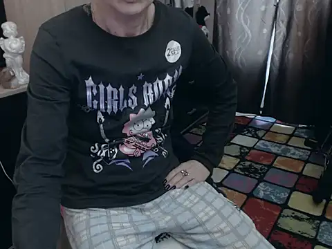 Snapshot of HornyClitX chatting on 19, 1, 2025 HornyClitX online show from 19, 1, 2025