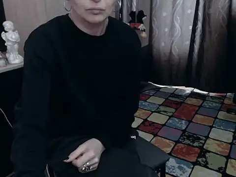 Snapshot of HornyClitX chatting on 16, 2, 2025 HornyClitX online show from 16, 2, 2025