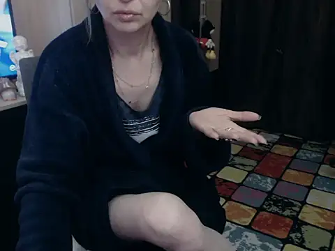 Snapshot of HornyClitX chatting on 19, 2, 2025 HornyClitX online show from 19, 2, 2025