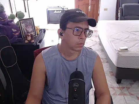 Snapshot of Pit_xxz chatting on 17, 7, 2026 Pit xxz online show from 17, 7, 2026