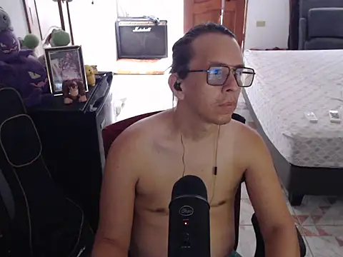 Snapshot of Pit_xxz chatting on 18, 7, 2026 Pit xxz online show from 18, 7, 2026
