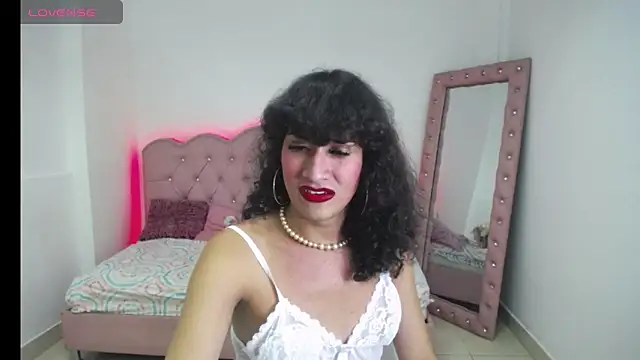 Snapshot of Kathleen_Rodriguez chatting on 11, 1, 2025 Kathleen Rodriguez online show from 11, 1, 2025