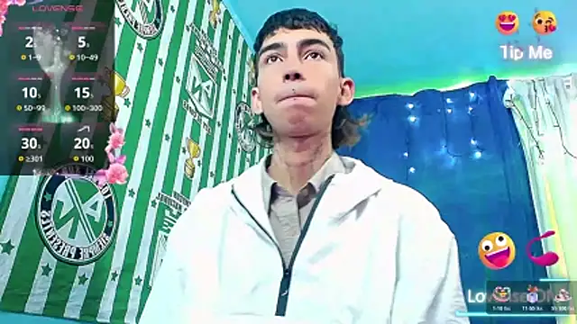 ttimy x boy online show from 15, 12, 2025