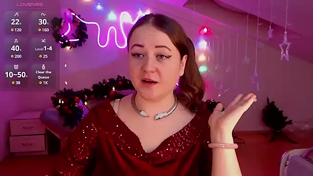 Snapshot of LizzyShine chatting on 18, 12, 2024 LizzyShine online show from 18, 12, 2024