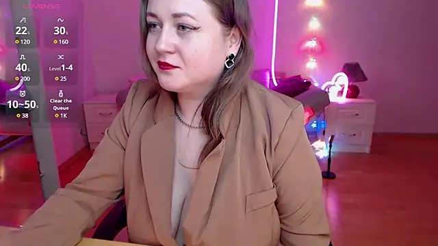 Snapshot of LizzyShine chatting on 19, 1, 2025 LizzyShine online show from 19, 1, 2025