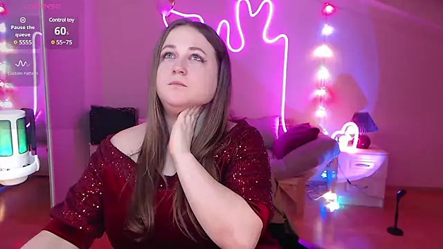 Snapshot of LizzyShine chatting on 20, 1, 2025 LizzyShine online show from 20, 1, 2025