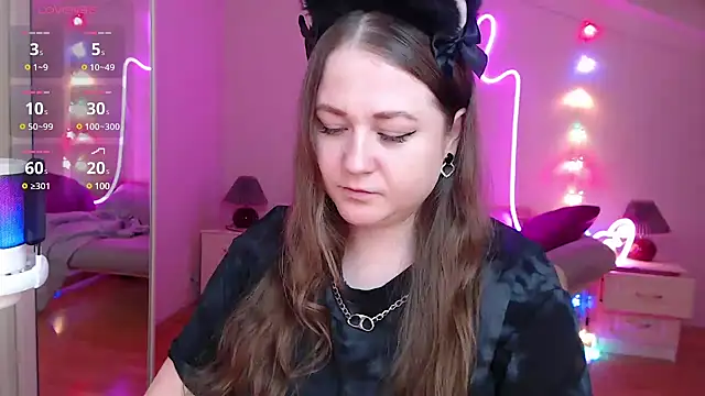 Snapshot of LizzyShine chatting on 27, 1, 2025 LizzyShine online show from 27, 1, 2025