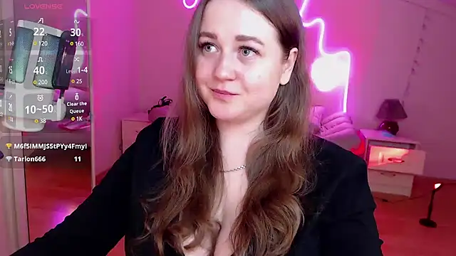 Snapshot of LizzyShine chatting on 21, 3, 2025 LizzyShine online show from 21, 3, 2025