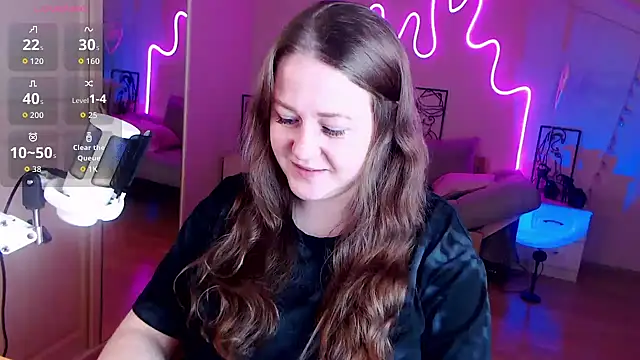 Snapshot of LizzyShine chatting on 15, 9, 2025 LizzyShine online show from 15, 9, 2025