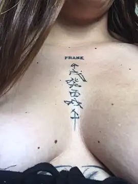 Miss oliviaa online show from 30, 12, 2024