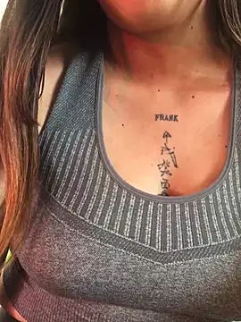 Miss oliviaa online show from 6, 2, 2025