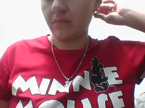  karlie kloss  online show from 9, 1, 2025