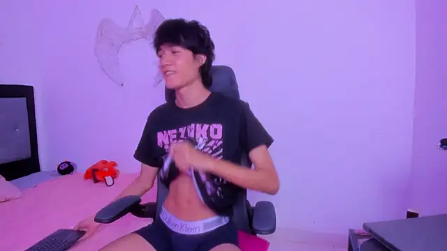 Johhan  Lee online show from 30, 12, 2024