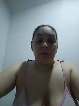Snapshot of MirandaSoto chatting on 15, 7, 2026 MirandaSoto online show from 15, 7, 2026
