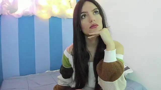 Snapshot of britny_clouds chatting on 7, 12, 2024 britny clouds online show from 7, 12, 2024