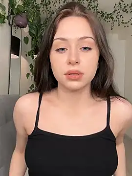 Snapshot of _SweetCandyy chatting on 4, 12, 2024  SweetCandyy online show from 4, 12, 2024