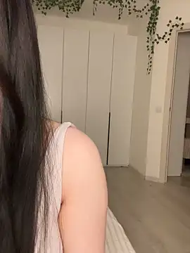 Snapshot of _SweetCandyy chatting on 28, 9, 2025  SweetCandyy online show from 28, 9, 2025